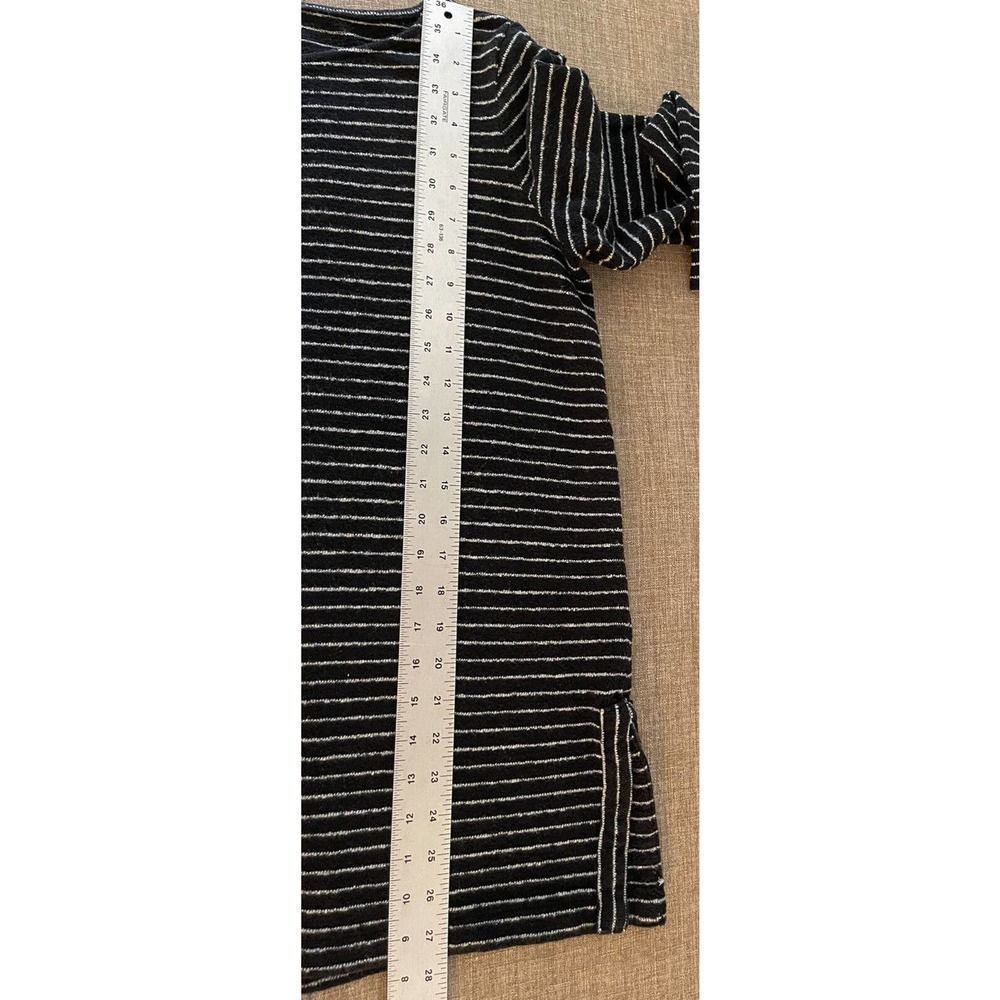 J Jill Sweater Tunic Black White Striped Size Medium Petite Lightweight - Picture 3 of 6